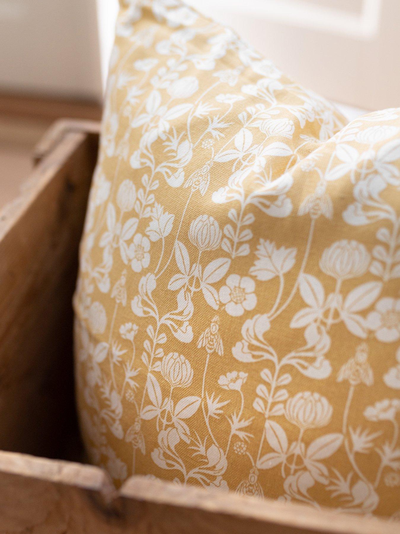 Cushion cover De Mina Yellow