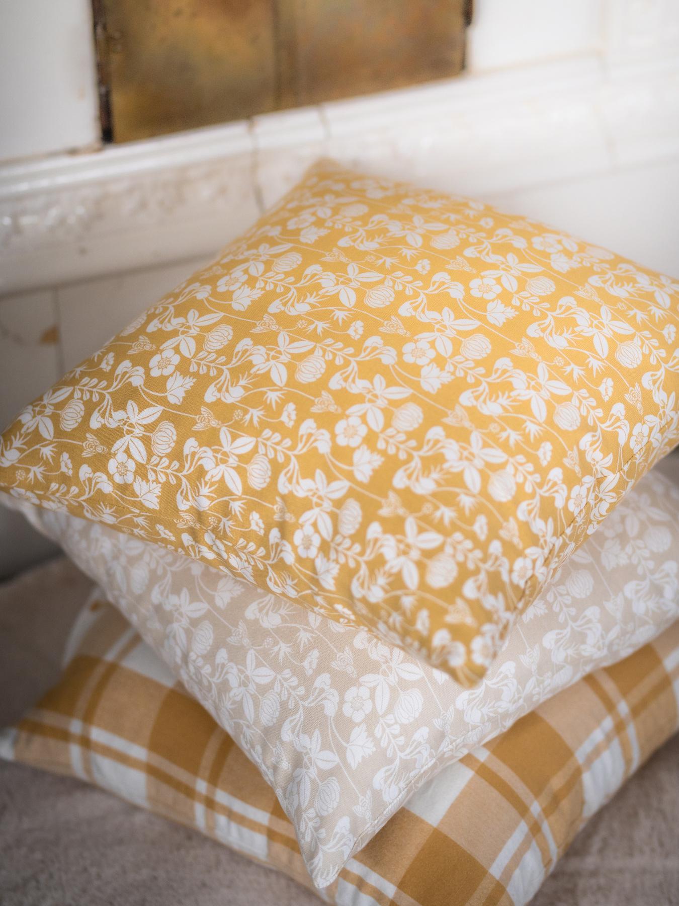 Cushion cover De Mina Yellow